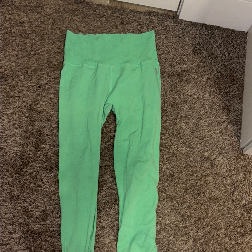 FP Movement Green Leggings High Waist Seamless Design good condition!